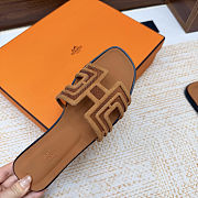 Hermes Geometric Embroidered Oran Sandals - 4