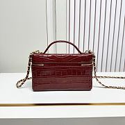 Chanel Large Vanity Case with Chain Croc-Embossed Calfskin Burgundy 17x19x5cm - 6