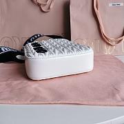  Miu Miu Matelassé Ciré Handbag 18X15X5cm - 2