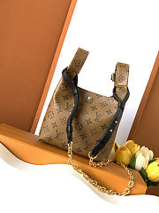 Louis Vuitton Atlantis BB 17.0 x 17.0 x 7.0 cm - 5