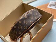 Louis Vuitton Loop Monogram Brown 23 x 13 x 6 cm - 6
