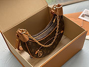 Louis Vuitton Loop Monogram Brown 23 x 13 x 6 cm - 2