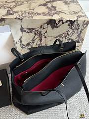 Chanel Large Shopping Bag in Grained Calfskin & Gold-Tone Metal Black 36x46x20cm - 4