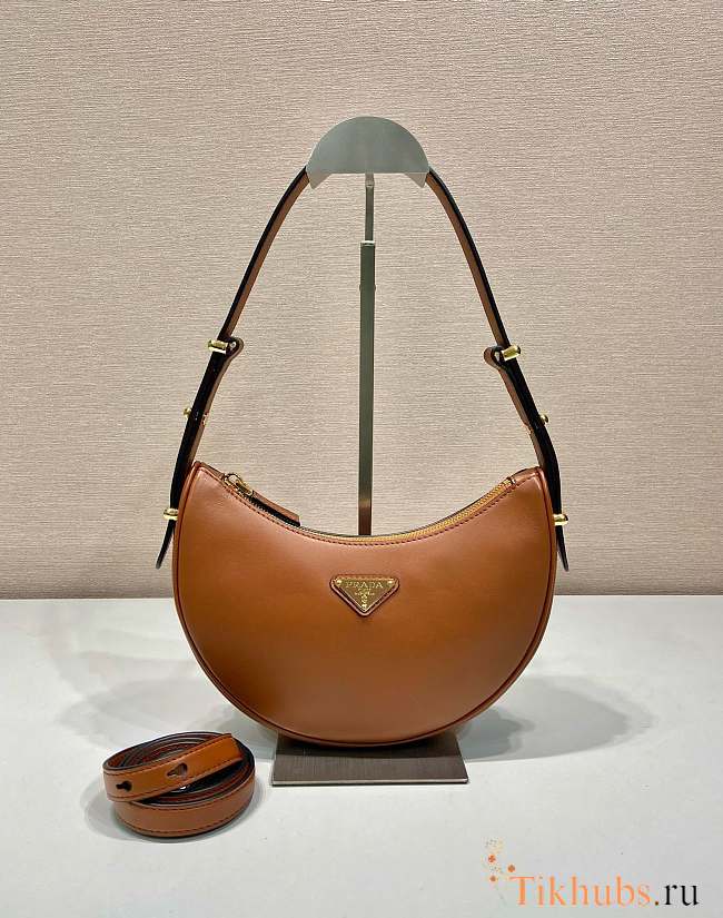Prada Arqué Small Leather Shoulder Bag 22.5 x 18.5 x 6.5cm - 1