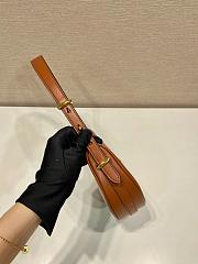 Prada Arqué Small Leather Shoulder Bag 22.5 x 18.5 x 6.5cm - 3